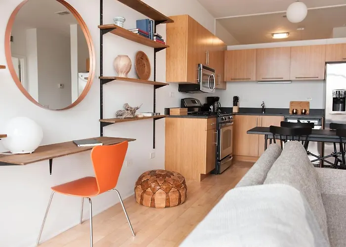 Sonder Lincoln Park Aparthotel 3*